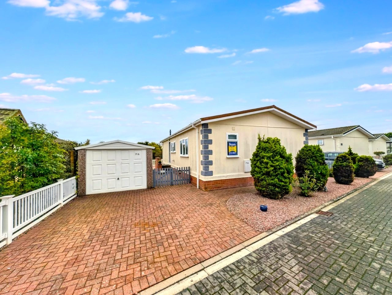 driveway/garage