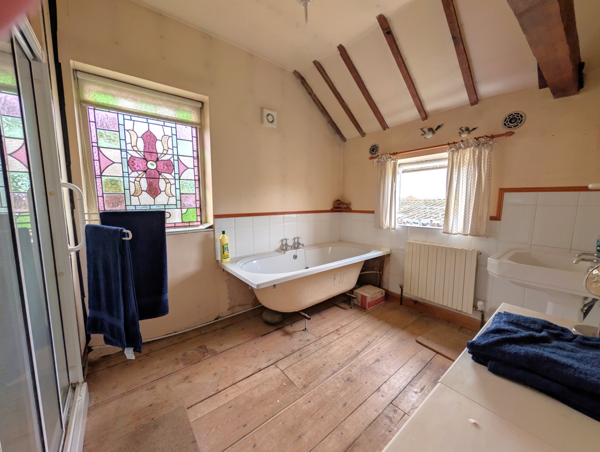 en-suite bathroom