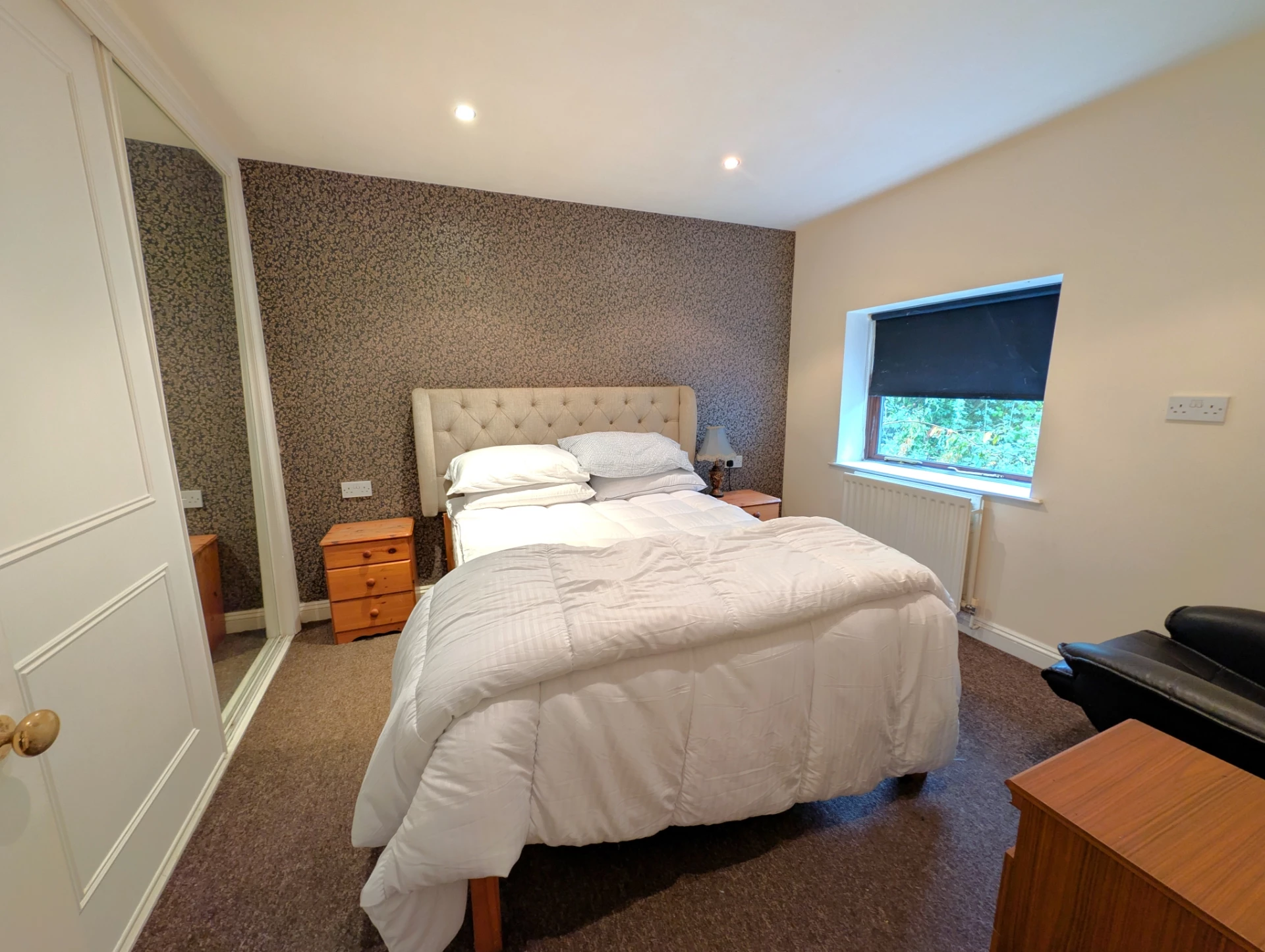 annexe bedroom