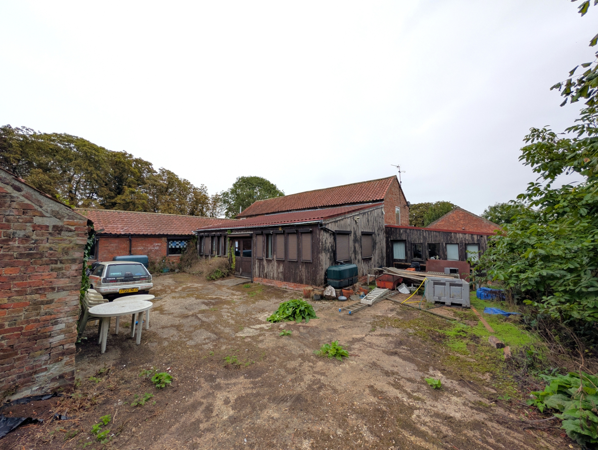 rear courtyard