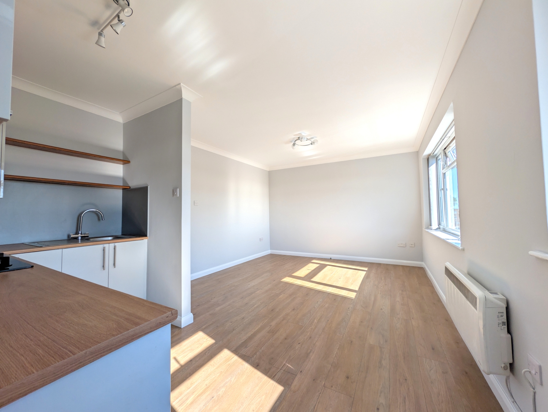 kitchen/lounge