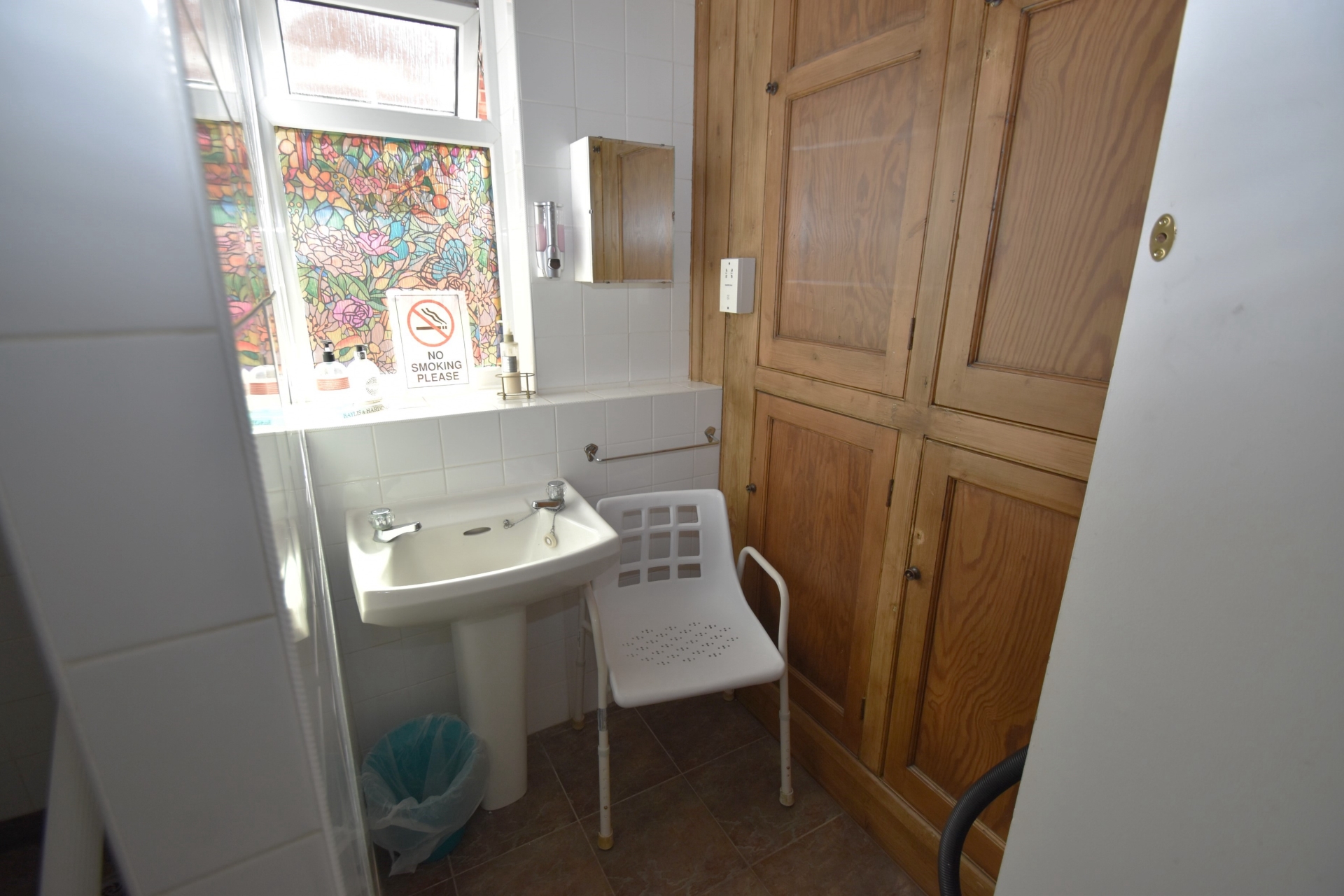 Shower Room & Linen Cupboard