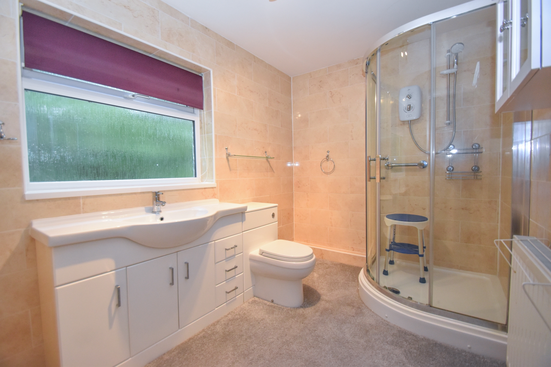 En-suite to bed one