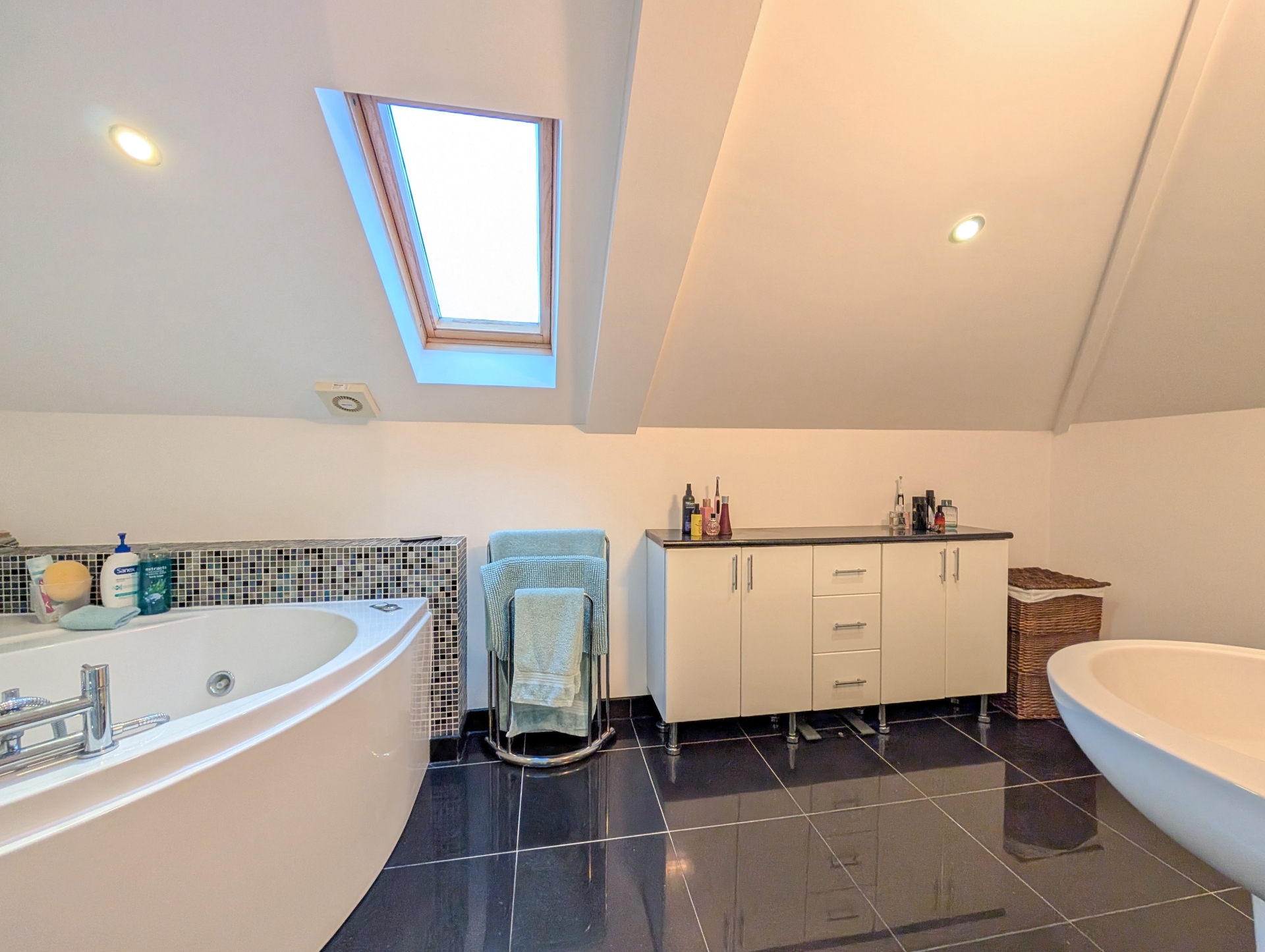 en-suite bathroom