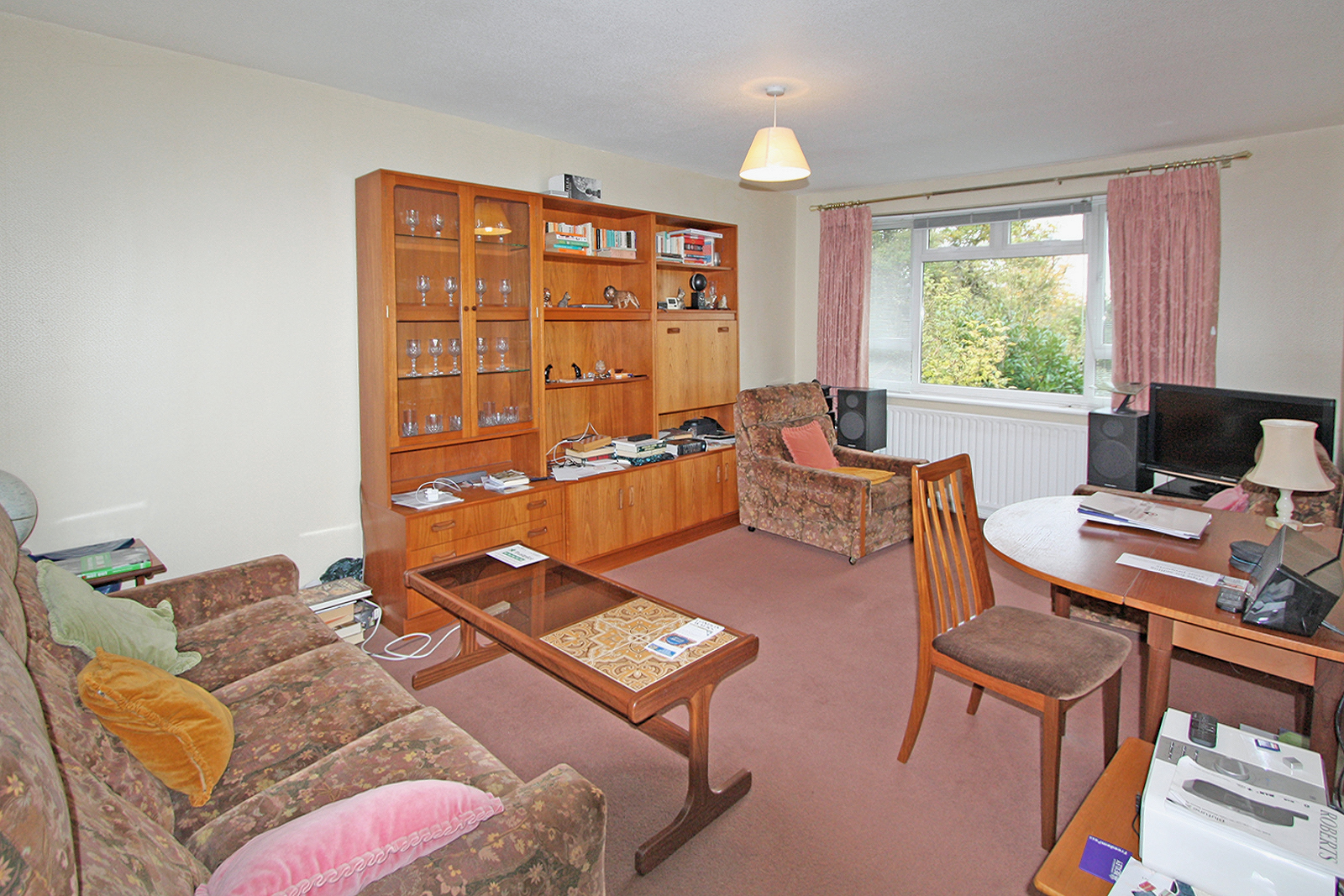 Property For Sale Robin Hood Lane, Bexleyheath, DA6 2 Bedroom