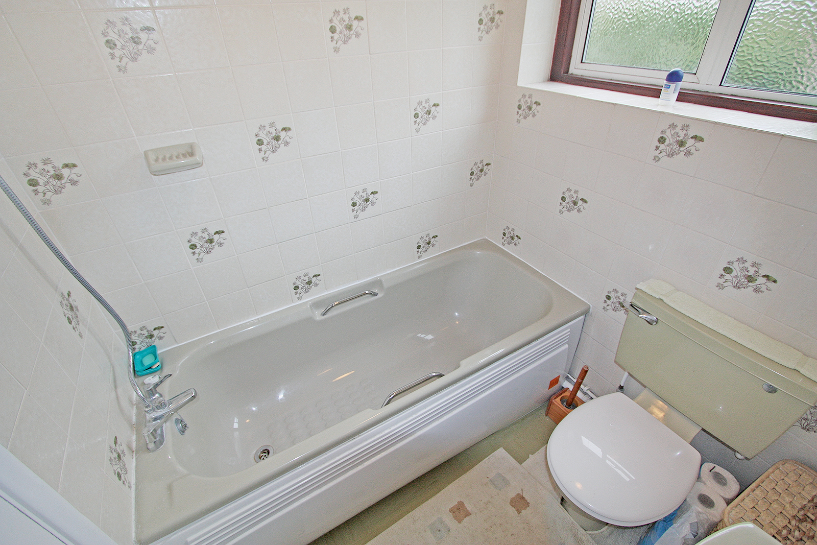 Property For Sale Robin Hood Lane, Bexleyheath, DA6 2 Bedroom