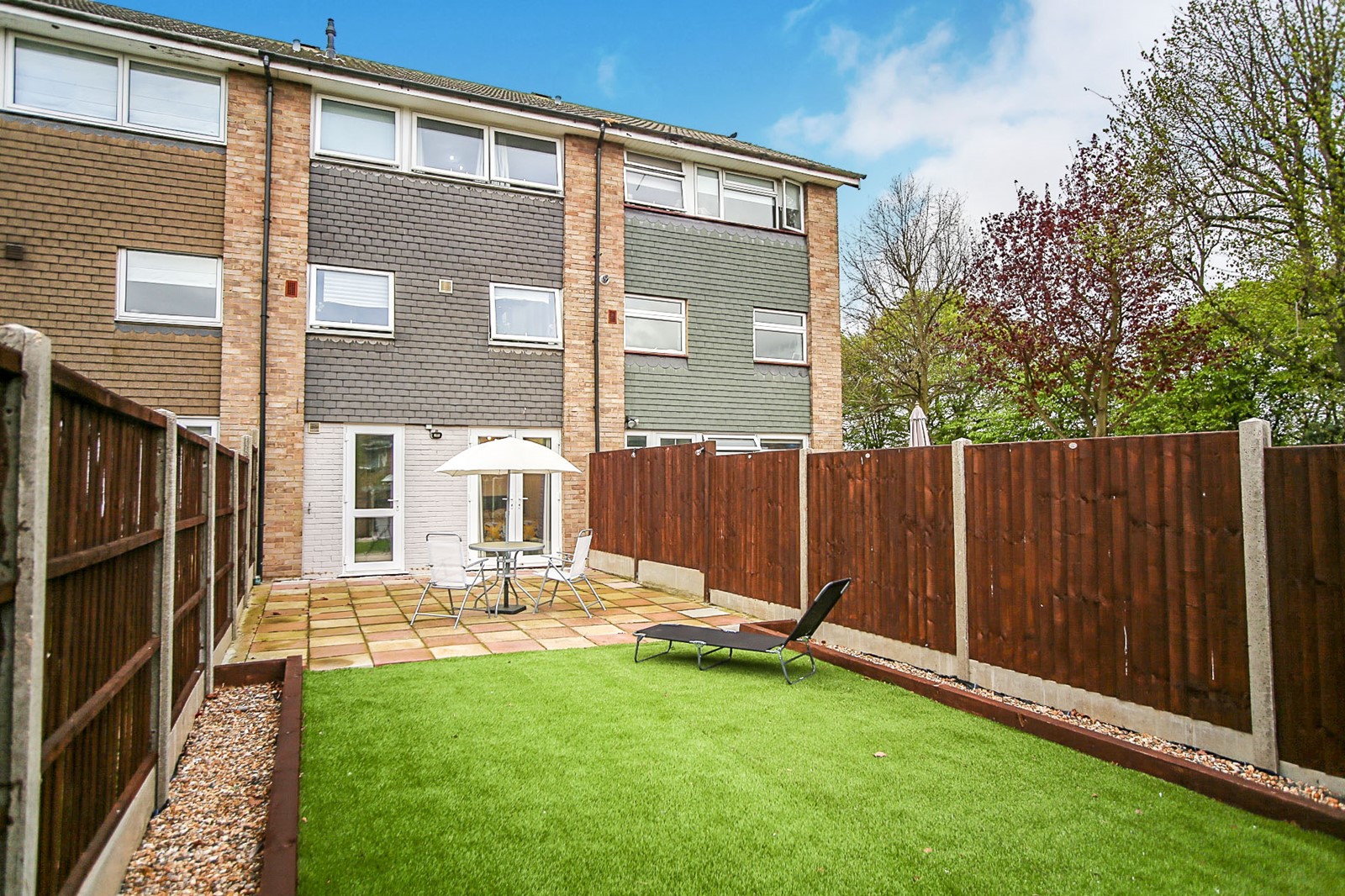 Property For Sale Maiden Erlegh Avenue, Bexley, DA5 4 Bedroom Town