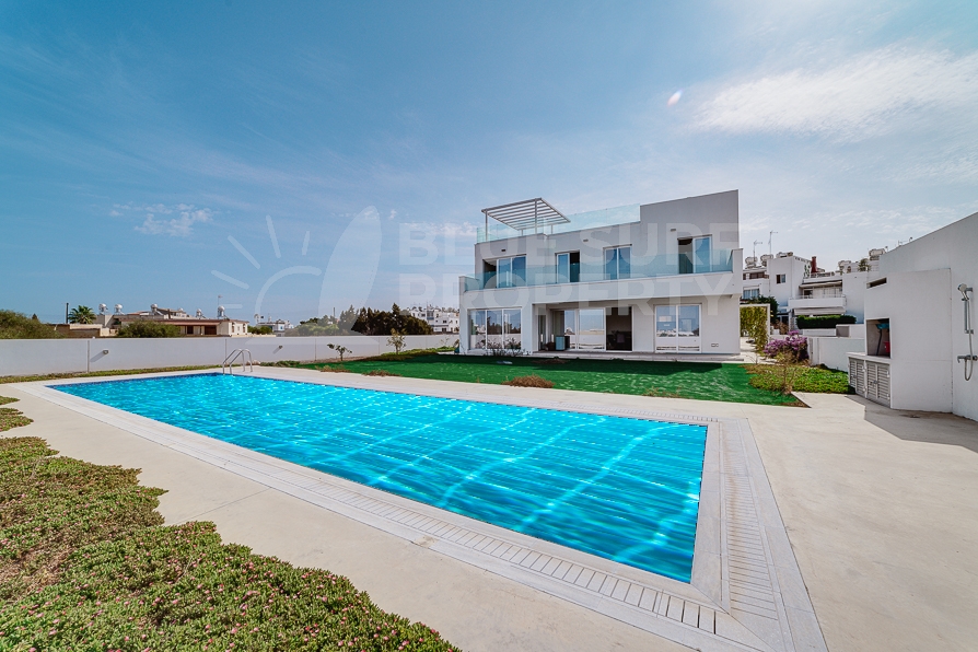 Paralimni