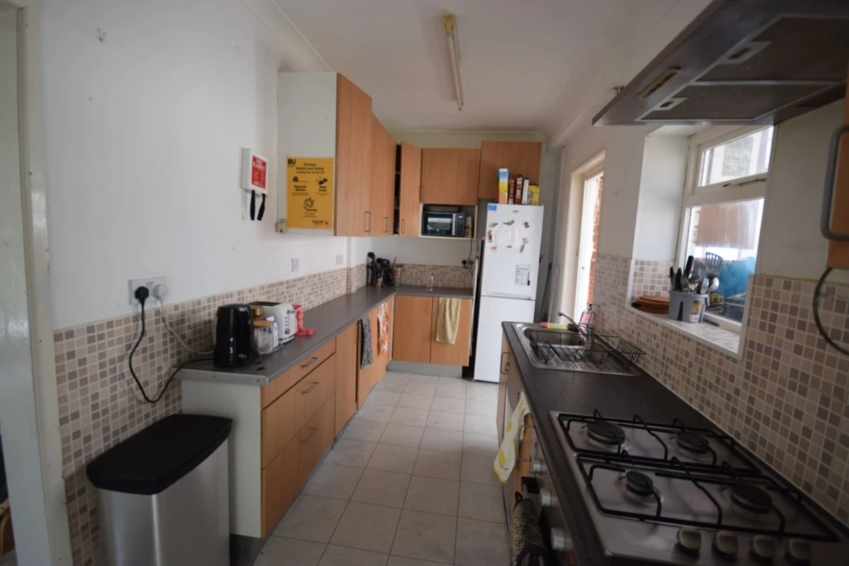 Photo 16