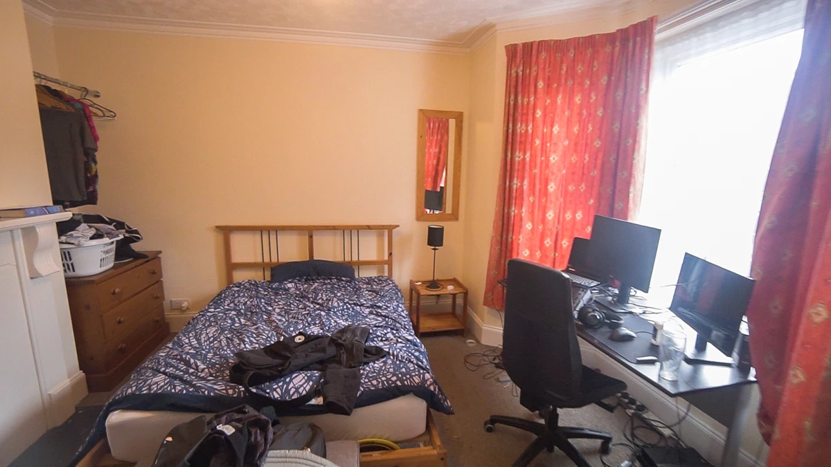 Photo 4
