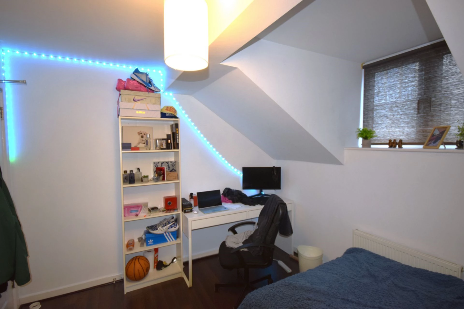 Photo 3