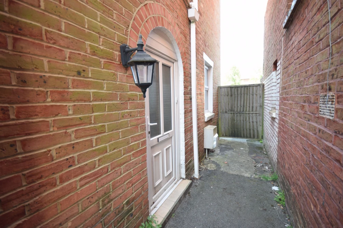 Photo 43
