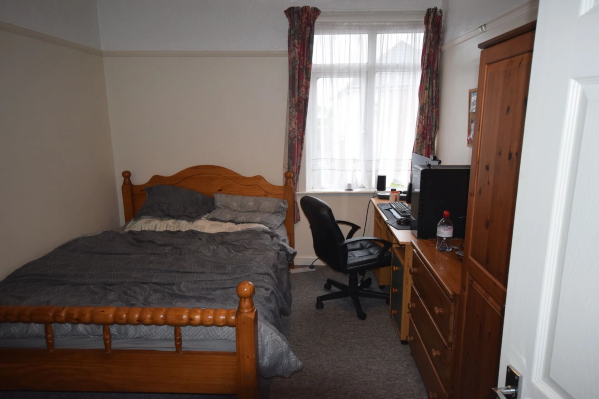 Photo 18