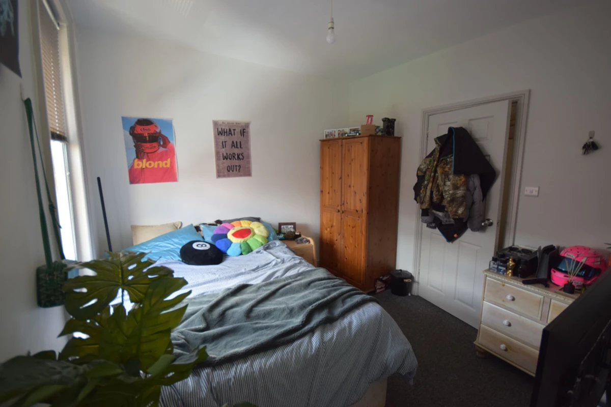 Photo 16