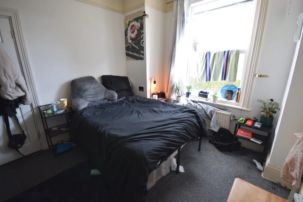 Photo 12