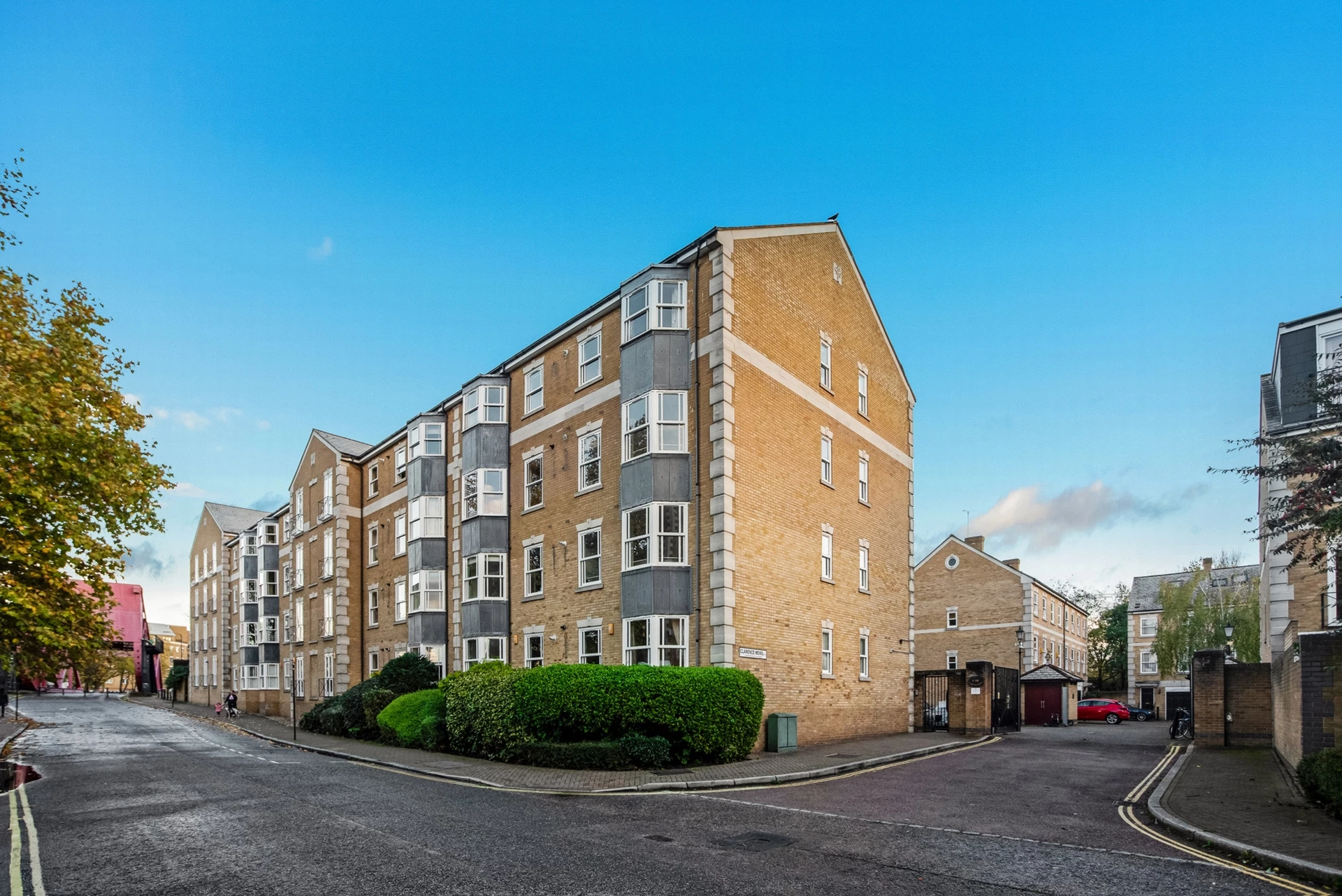 Clarence Mews London SE16