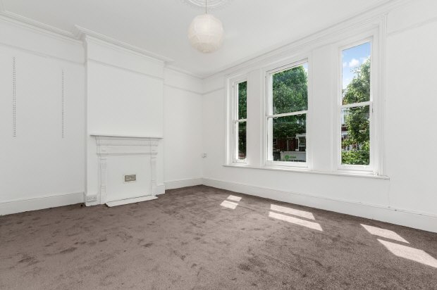 Half Moon Lane Herne Hill London SE24