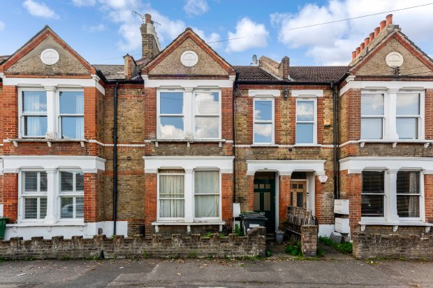 Leahurst Road - Upper Flat Lewisham London SE13