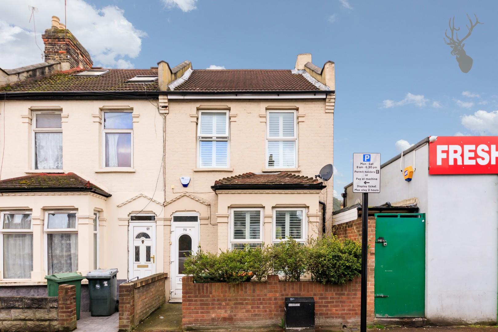 Similar Property: House - Semi-Detached in East Ham