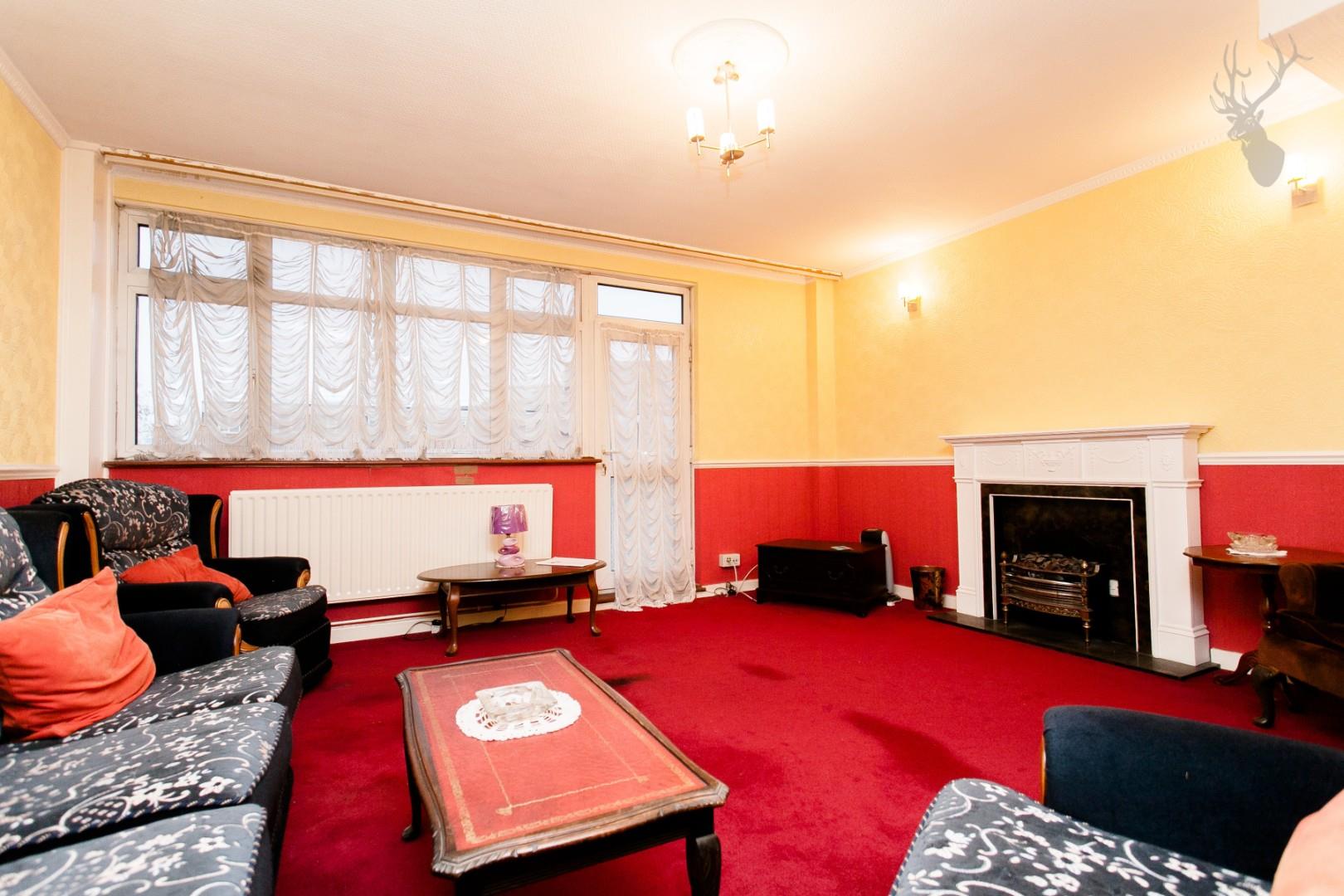 Property For Sale Weymouth Terrace, Bethnal Green, E2 3 Bedroom Flat