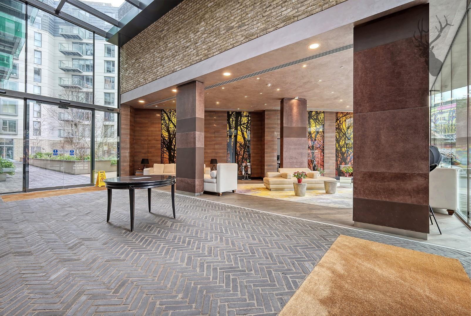 Avantgarde lobby.jpg