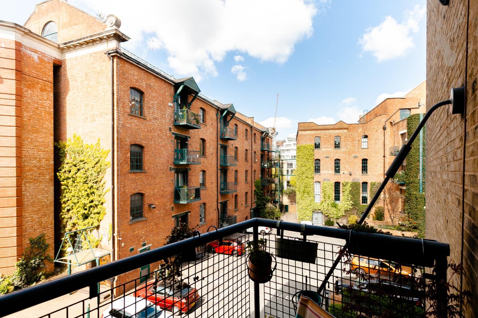 Similar Property: Flat - Conversion in Limehouse