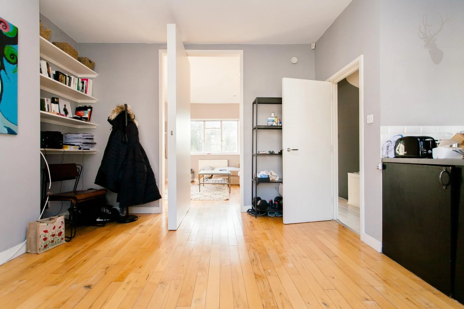 Colvestone Crescent (6).jpg