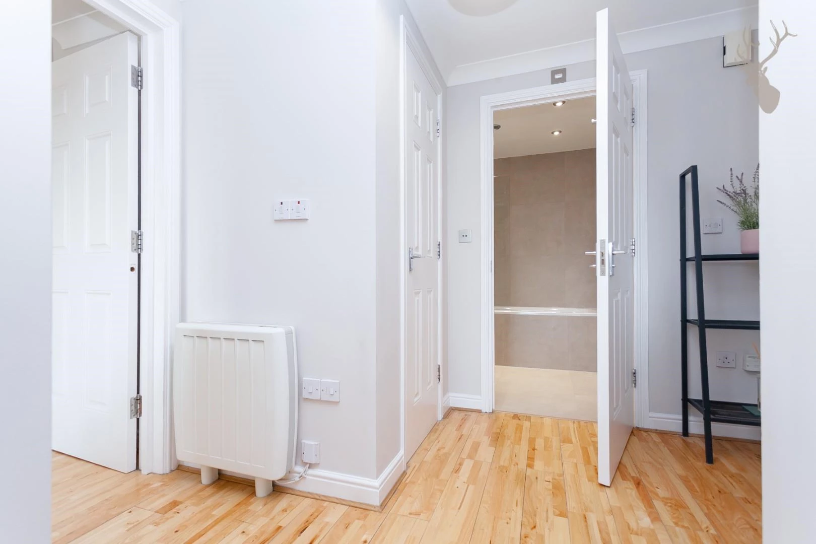 Tramway Court (13).jpg