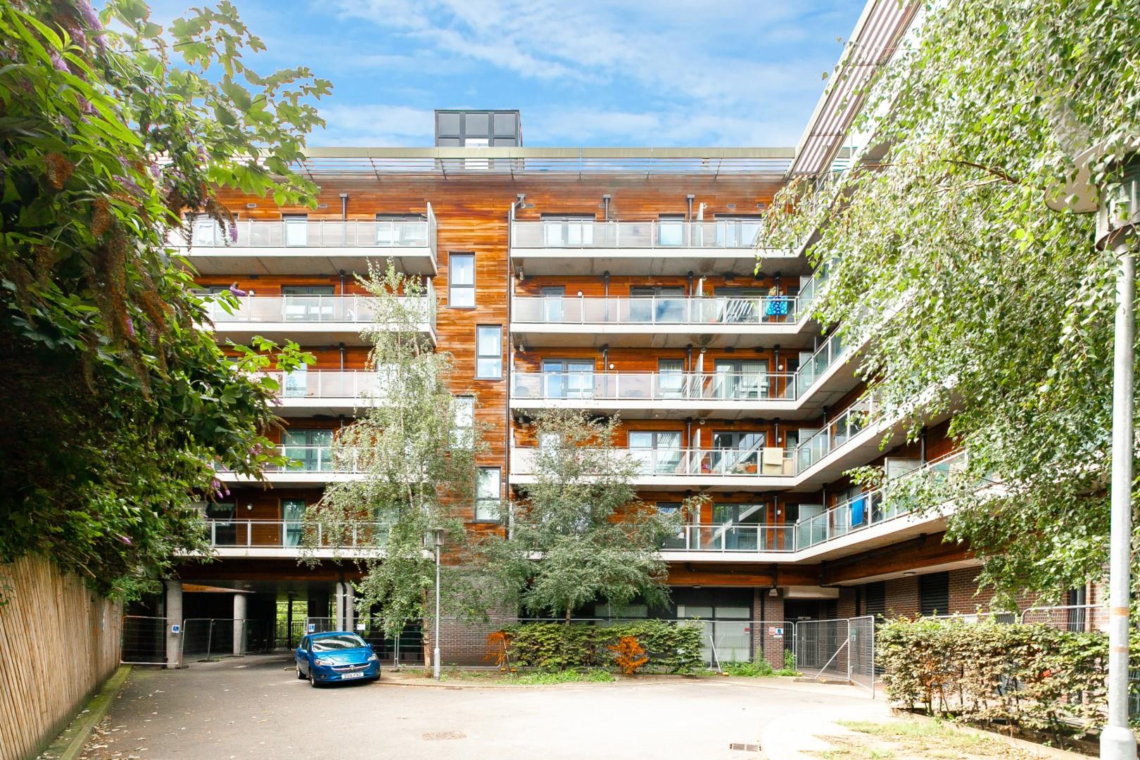 Similar Property: Flat/Apartment in London