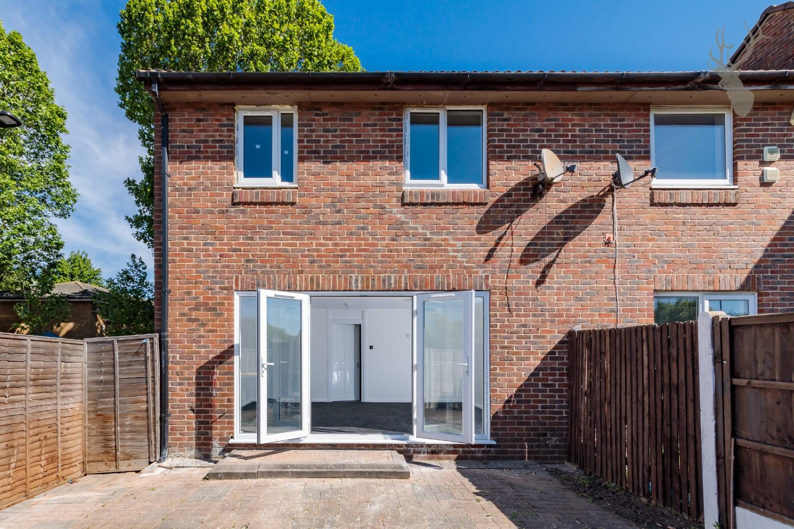Property To Rent Tasman Walk, West Beckton, E16 4 Bedroom House SemiDetached through Butler