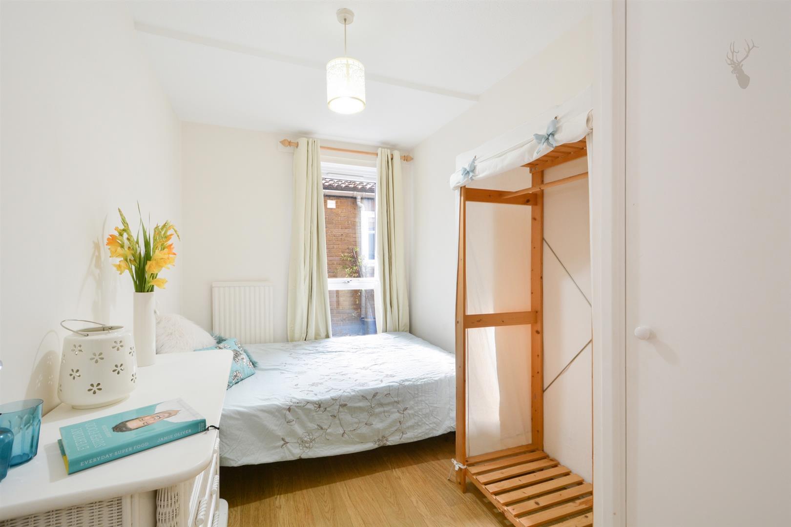 Property To Rent Pownall Road, Hackney, E8 3 Bedroom Flat through