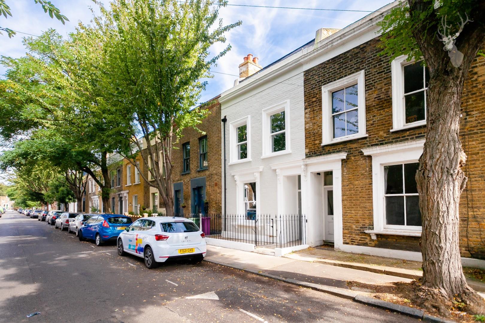 Similar Property: House in Bow