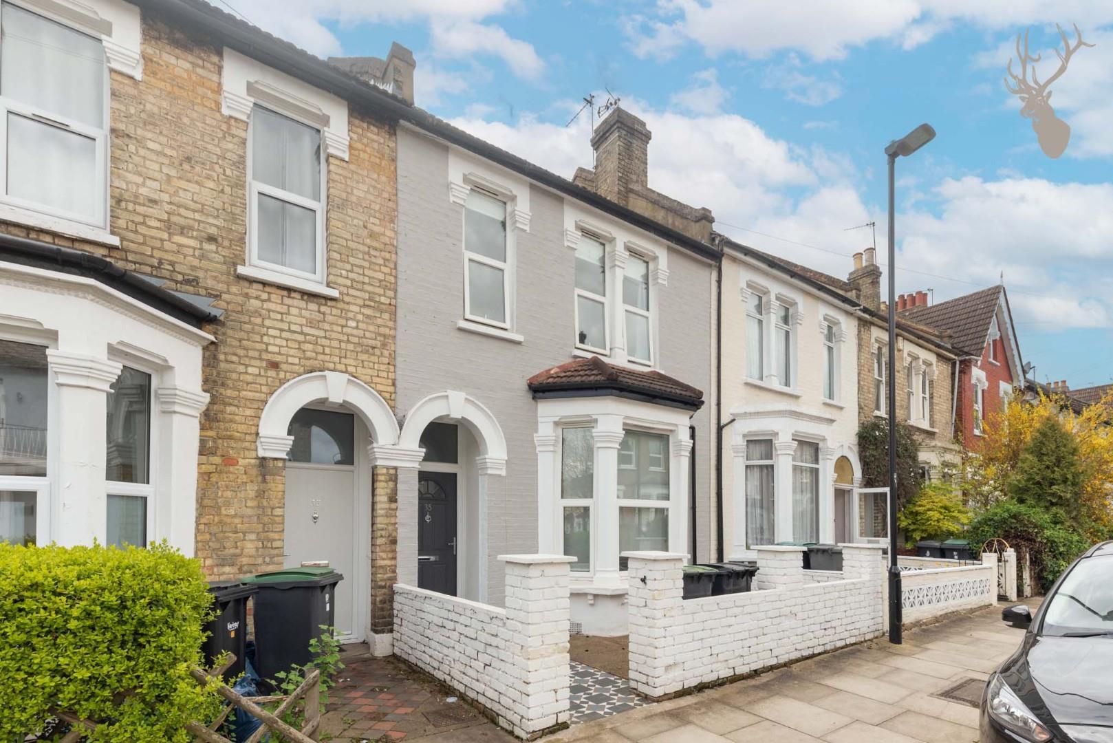 Similar Property: House - Terraced in Bowes Park