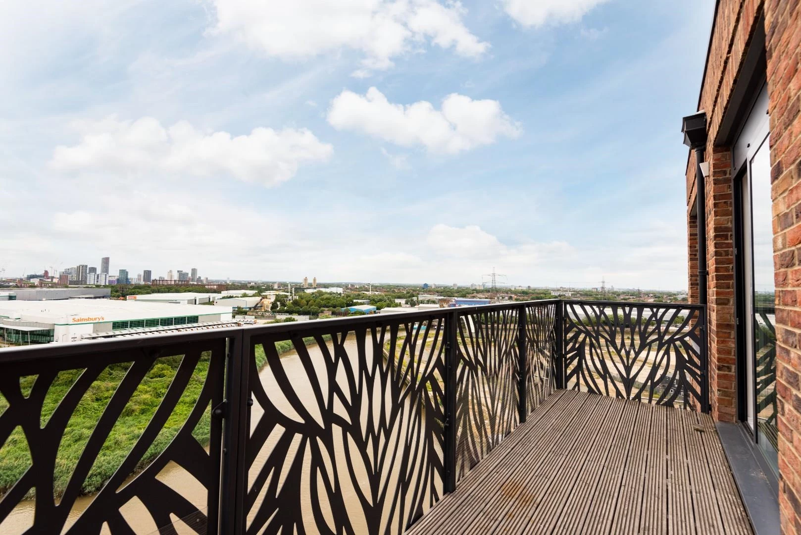 City View Point Flat 99-6.jpg