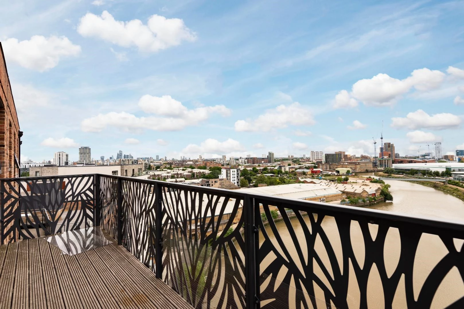 City View Point Flat 99-7.jpg