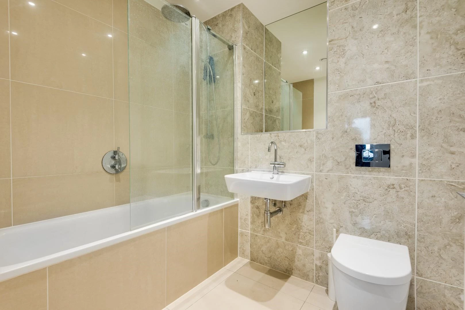 City View Point Flat 99-15 Bathroom.jpg