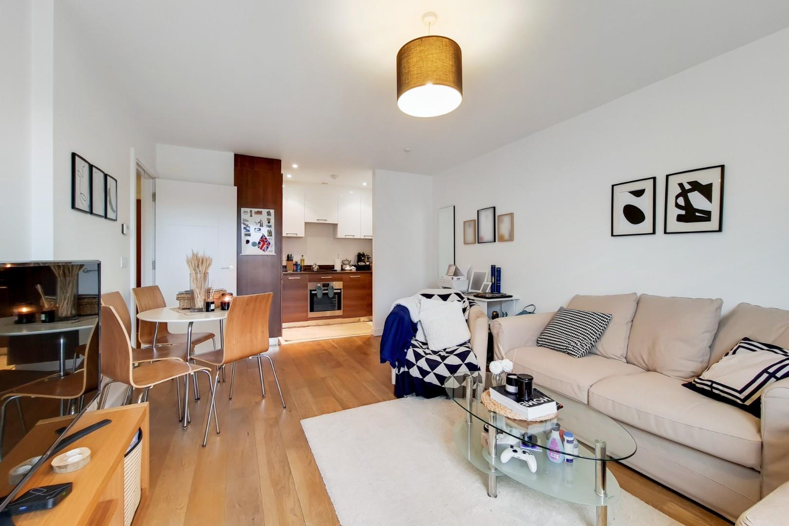 Similar Property: Flat/Apartment in Canary Wharf