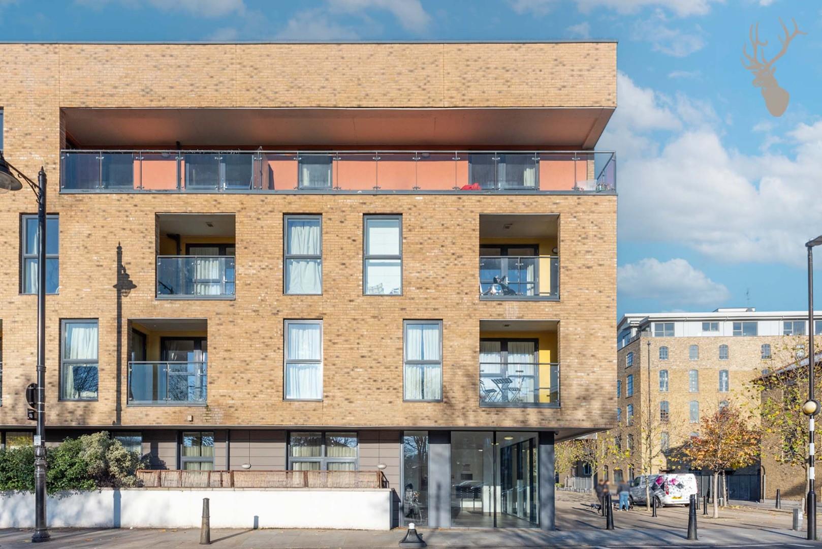 Similar Property: Flat in Bow