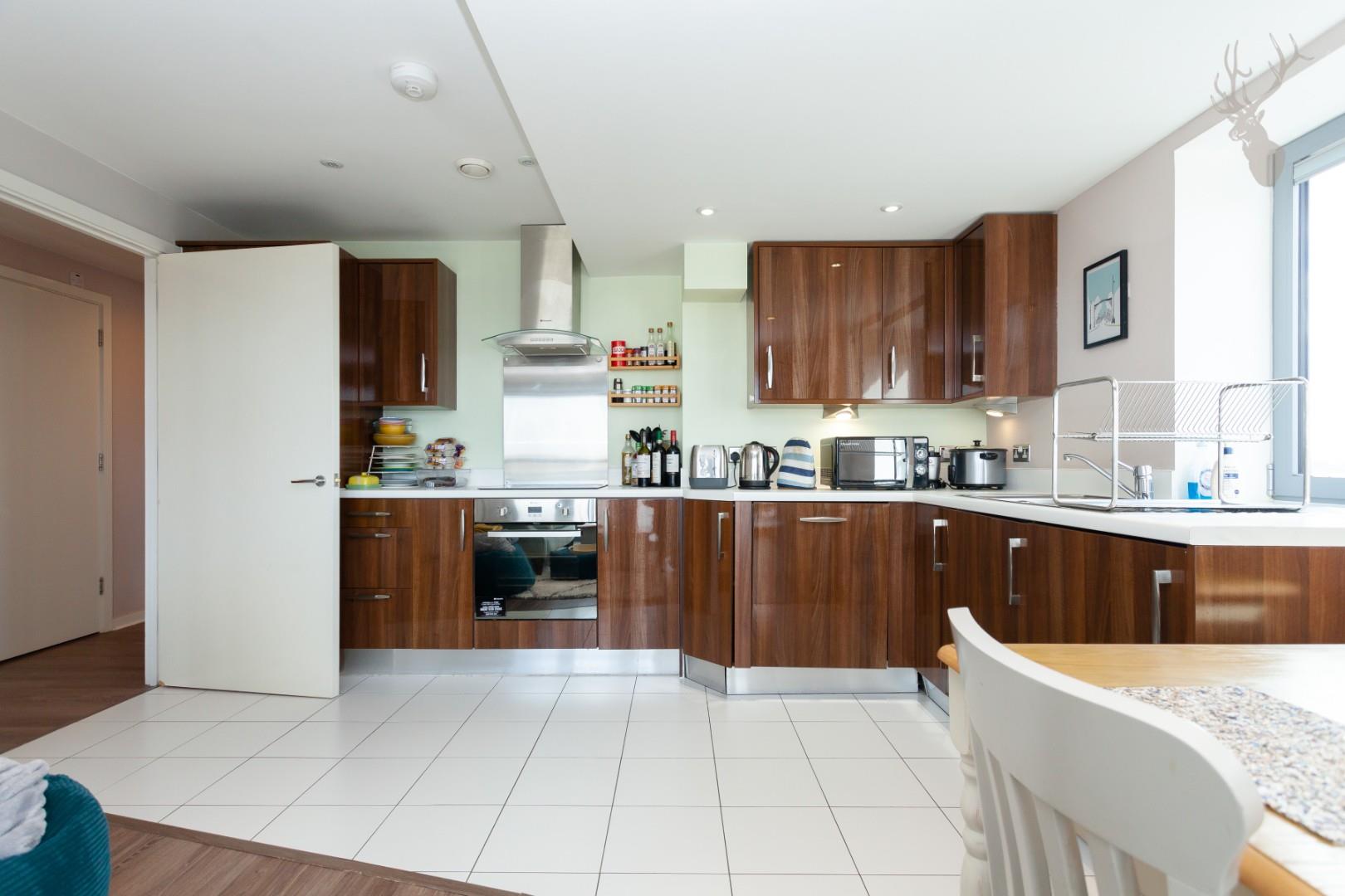 Property For Sale Vernon Road, Bow, E3 2 Bedroom Flat through Butler