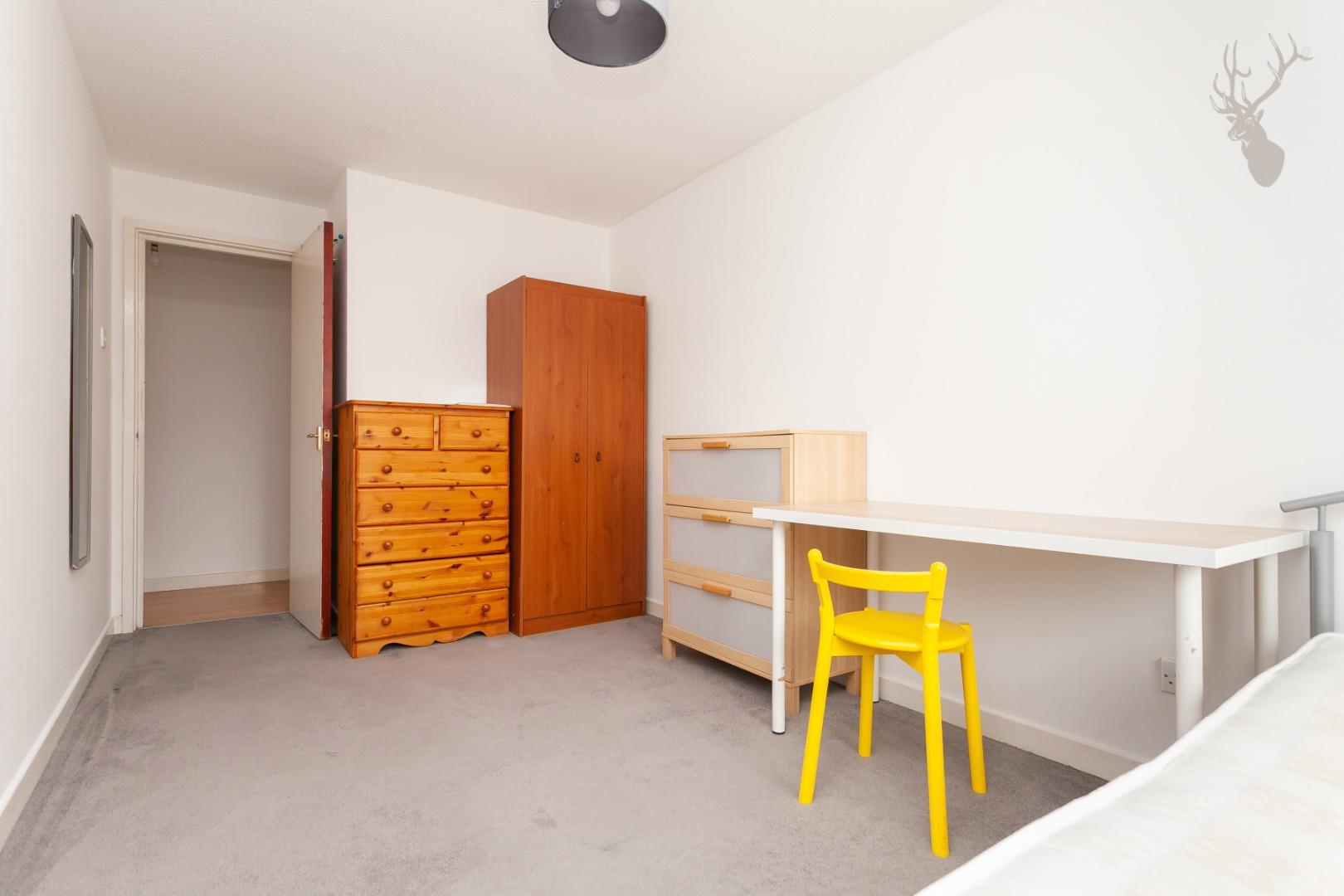 Property To Rent Bow Road, Bow, E3 3 Bedroom Flat through Butler & Stag