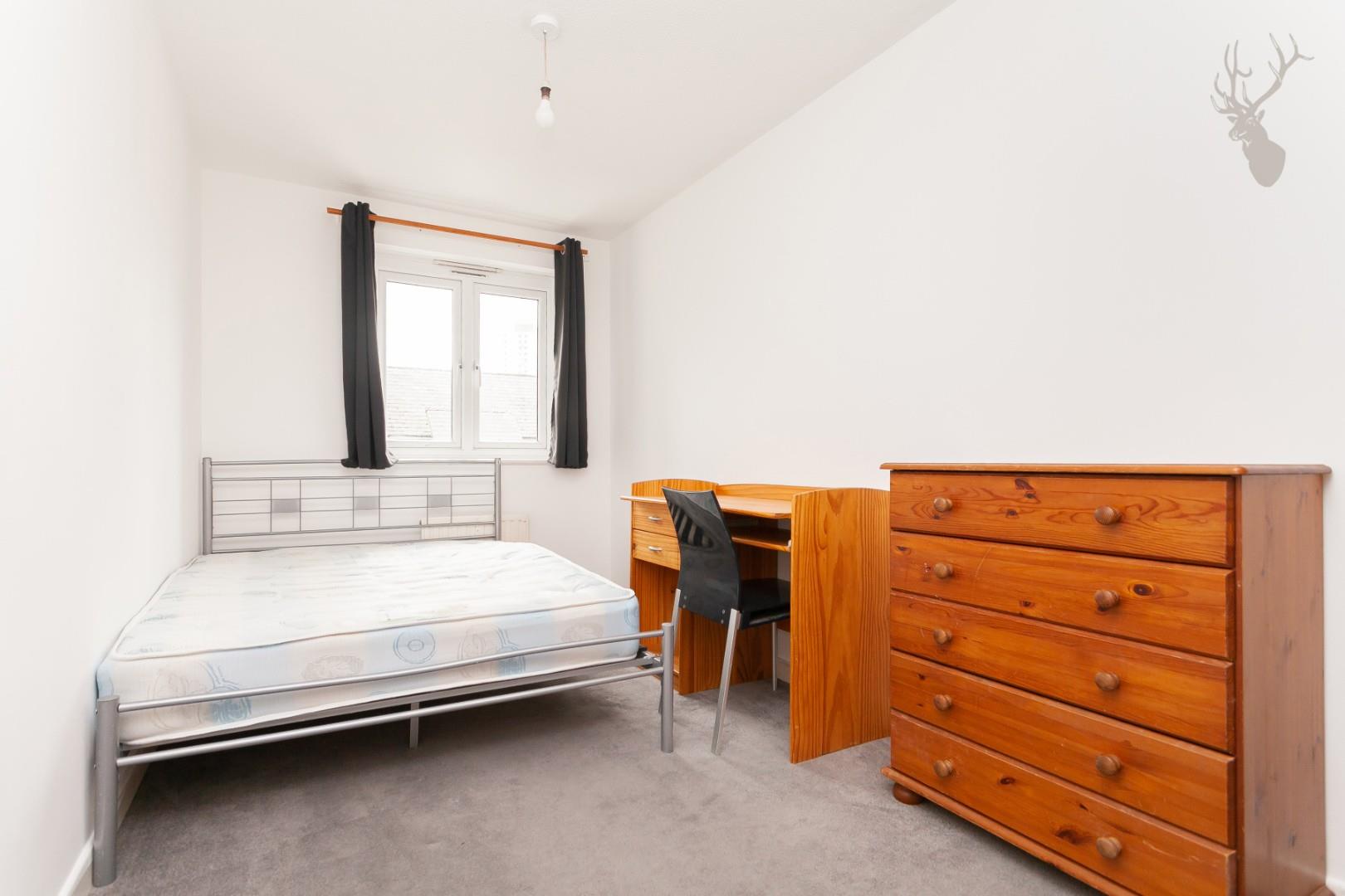 Property To Rent Bow Road, Bow, E3 3 Bedroom Flat through Butler & Stag