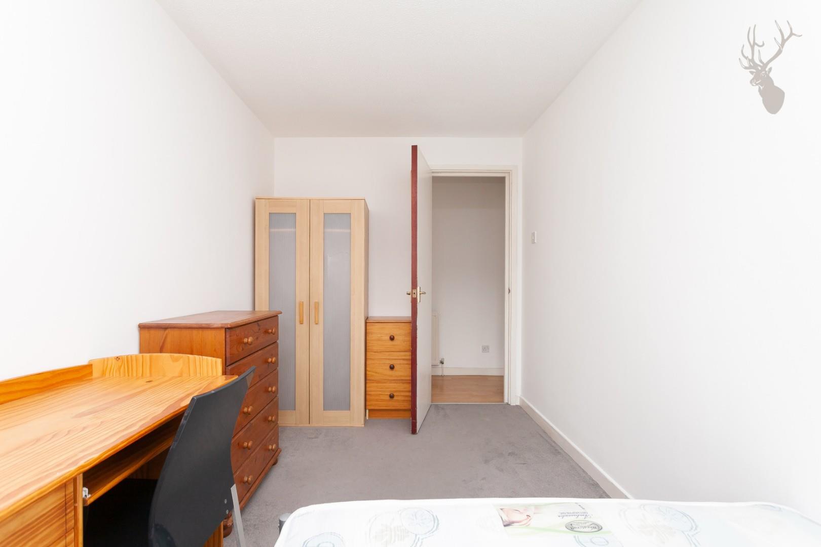 Property To Rent Bow Road, Bow, E3 3 Bedroom Flat through Butler & Stag