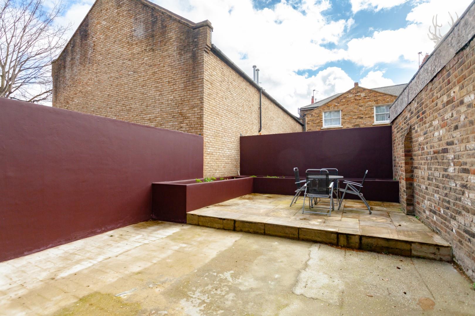 Property To Rent Victoria Park Road, Victoria Park Village, E9 3