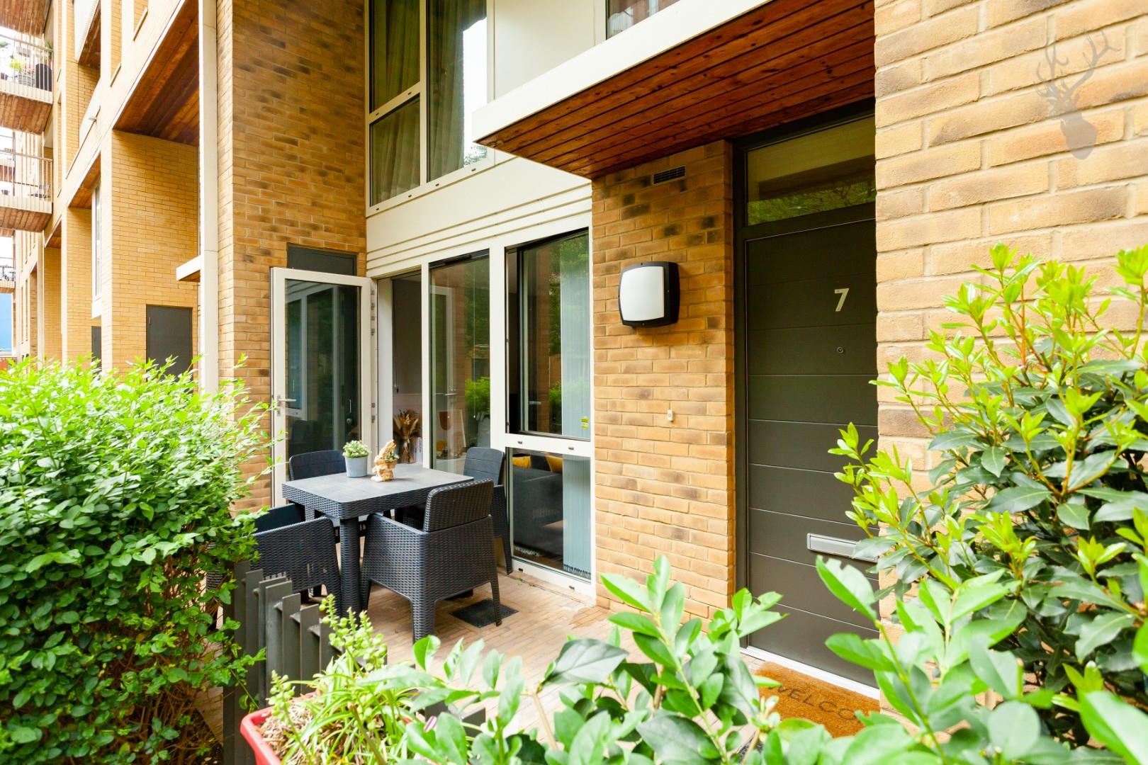 Property For Sale Oxley Square, Bow, E3 2 Bedroom Apartment Garden