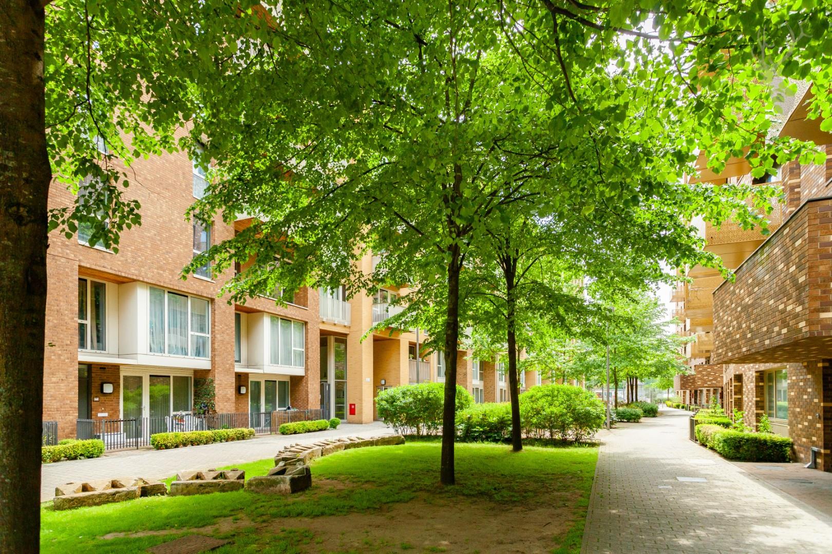 Property For Sale Oxley Square, Bow, E3 2 Bedroom Apartment Garden