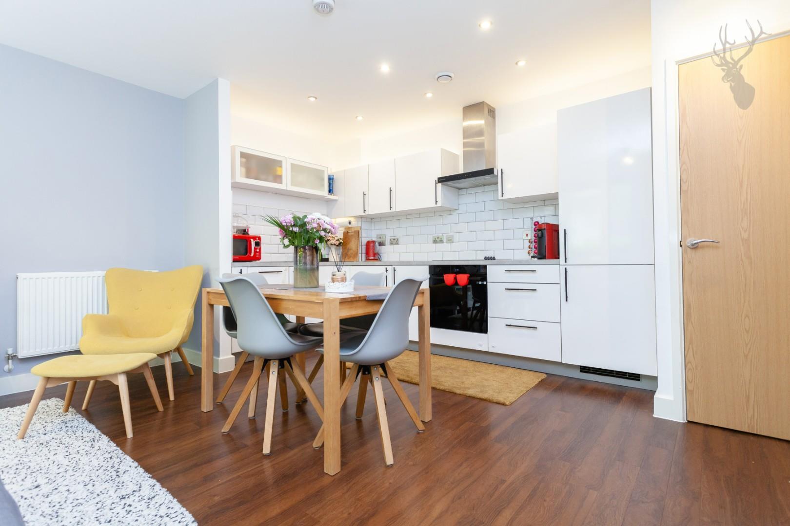 Property For Sale Oxley Square, Bow, E3 2 Bedroom Apartment Garden