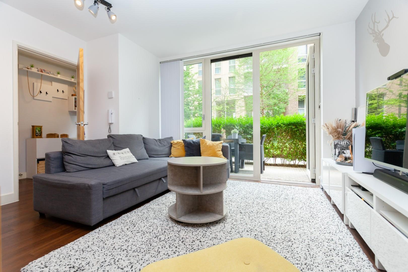 Property For Sale Oxley Square, Bow, E3 2 Bedroom Apartment Garden