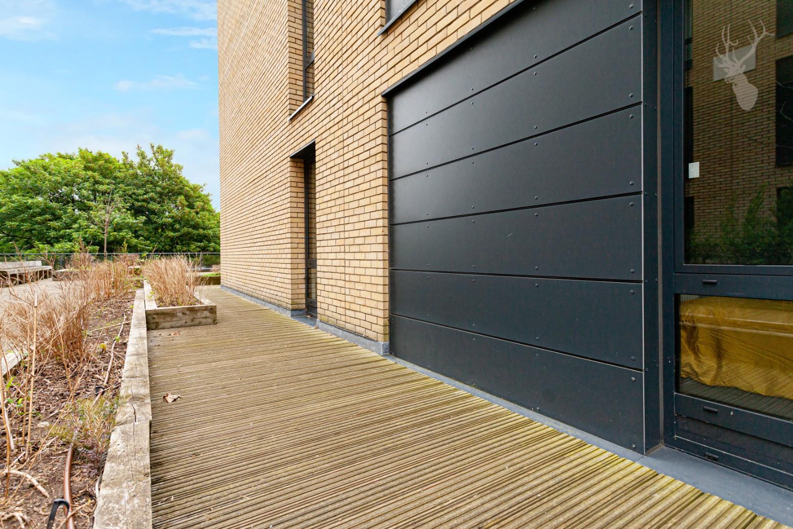 Property To Rent Palmers Road, Bethnal Green, E2 3 Bedroom Flat