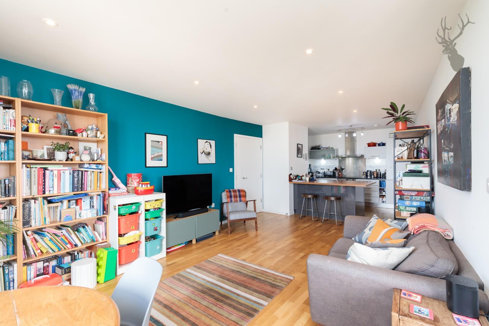 Property To Rent Palmers Road, Bethnal Green, E2 2 Bedroom Flat