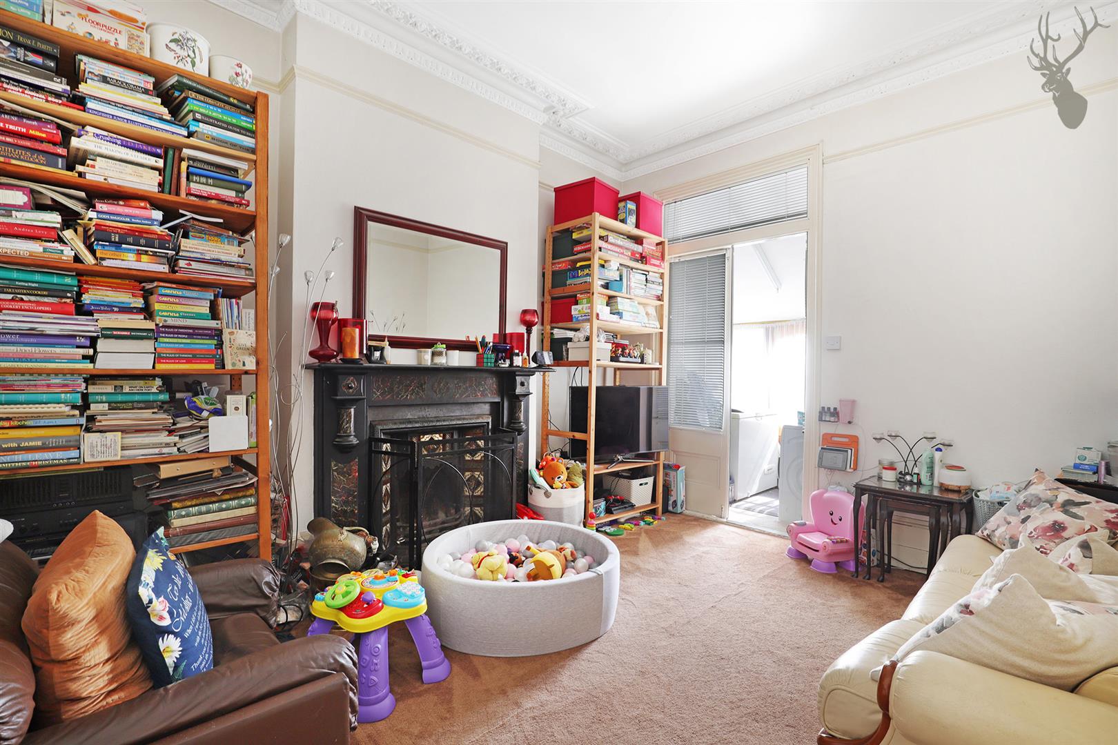 Property For Sale Wallwood Road, Leytonstone, E11 4 Bedroom House